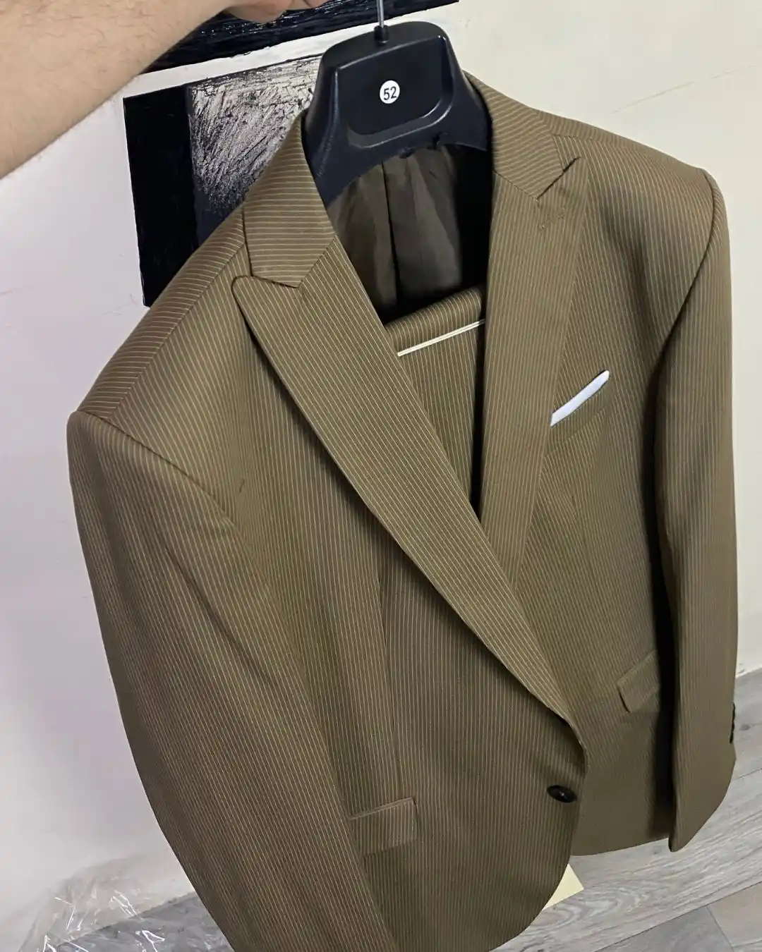 تفاصيل البدلة